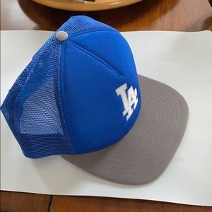 Los Angeles New Era 9FIFTY mesh snap back.
